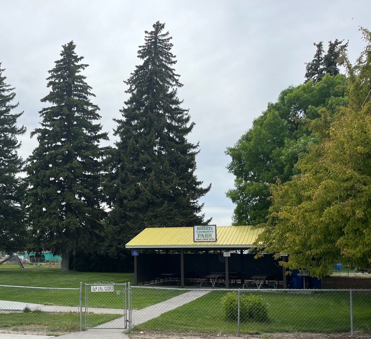 Roberts City Park Shelter